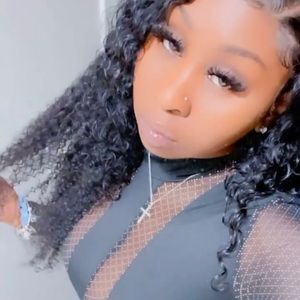 Meet your Posher, Amber